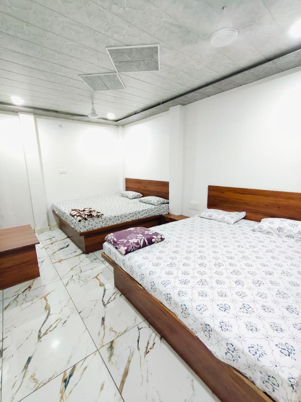 Hotel Shree Sidhi Vinayak Ujjain Zewnętrze zdjęcie